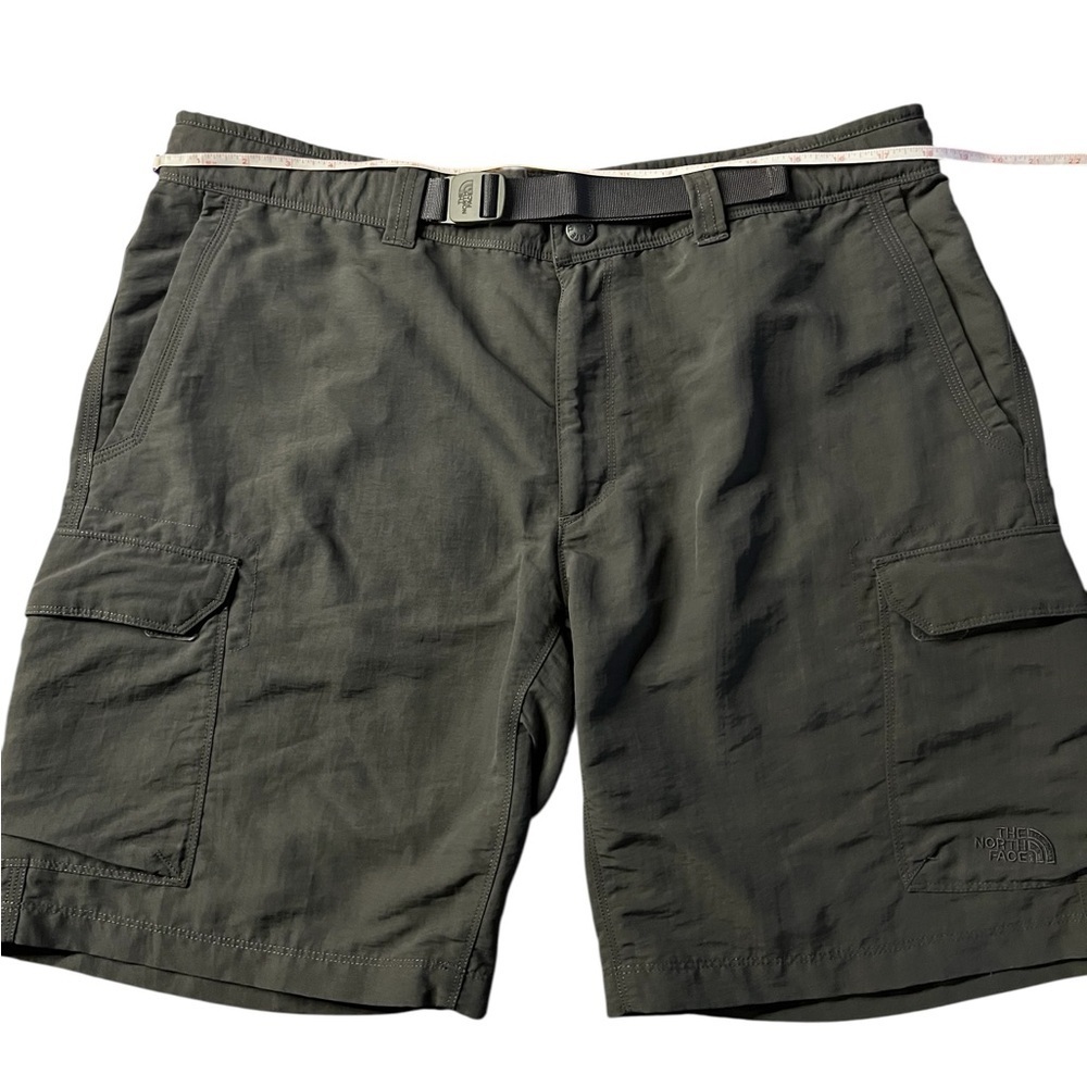 The North Face Army Green Cargo Shorts Durable Outdoor Essential size 38 - Picture 6 of 11